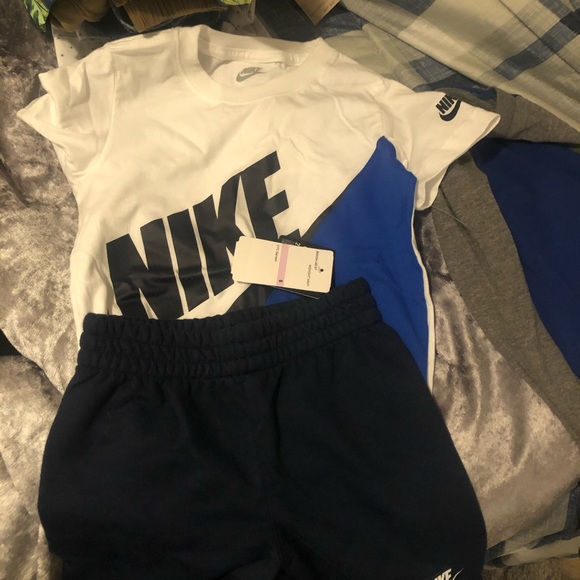 Boys clothes - Picture 8 of 13